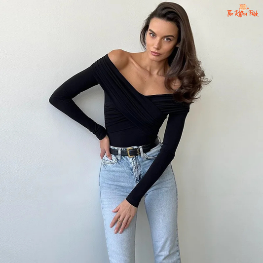 Off-shoulder fold detail bodysuit for women with a sexy skinny fit, ideal for streetwear and night-out looks.