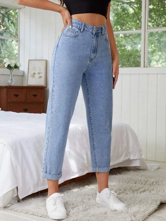 Light Breeze Plus-Size Mom Jeans