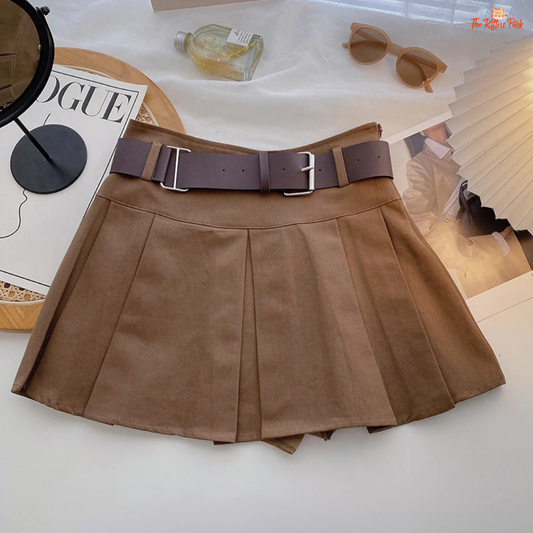 High waist A-line mini skirt for women with a belt and button details, made of non-stretch polyester in a casual everyday style.