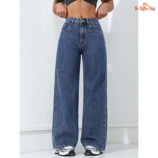 High-waisted retro wide-leg jeans for women featuring a loose fit, elastic waistband, button detail, and full-length denim—perfect for casual streetwear.