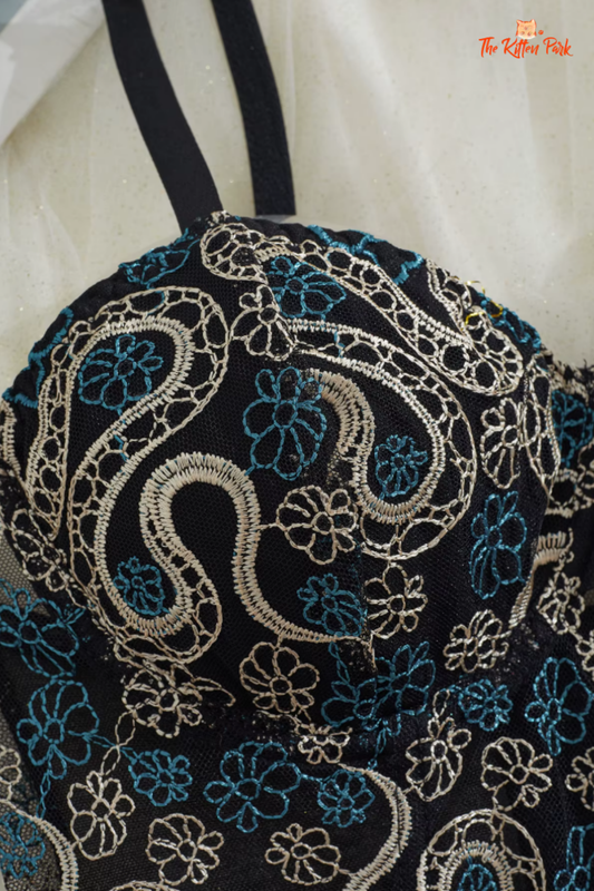 Luxury Y2K-style mesh corset top with snake embroidery, push-up structure, and red-blue color options.