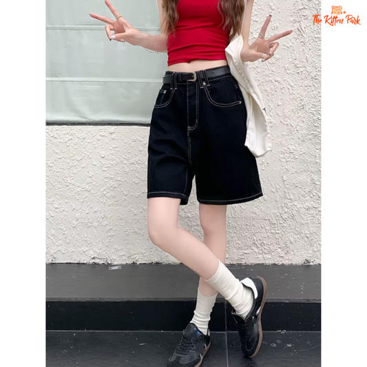 Y2K-inspired high waist black jean shorts for women with baggy straight fit, vintage style, and pocket detail for summer streetwear.