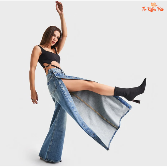 Women's wide-leg bleached denim jeans with mid-rise waist, split hem, and casual loose fit—perfect for high street style across all seasons.