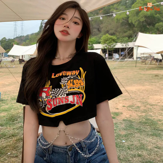 Y2K anime chain crop top – vintage loose-fit summer tee for women with streetwear flair and chain decoration.