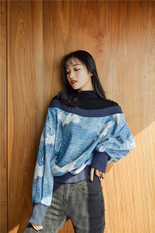 Women's Crane Pattern Turtleneck Sweatshirt