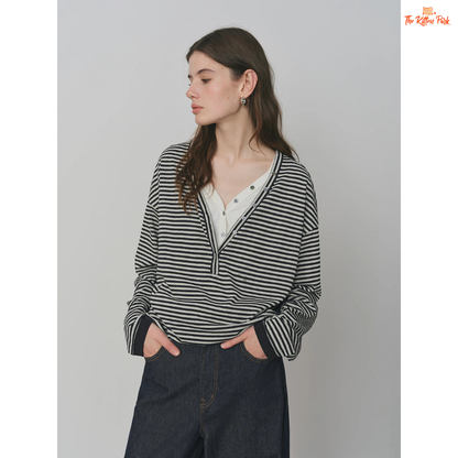 2026 Women's Retro Striped Fake Two-Piece V-Neck T-Shirt with retro stripes, layered look, and casual fit for all-season wear.
