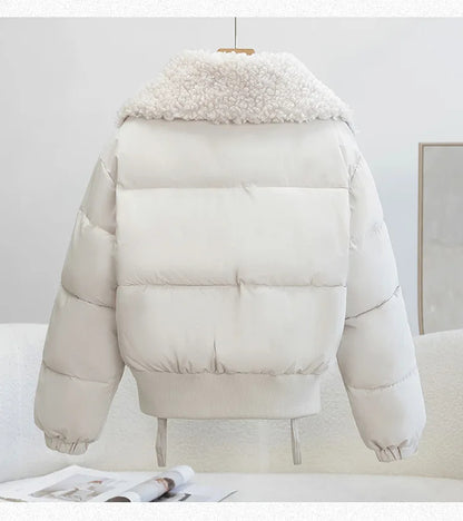 Cozy Winter Escape: Women's Puffer Jacket with Fleece Collar