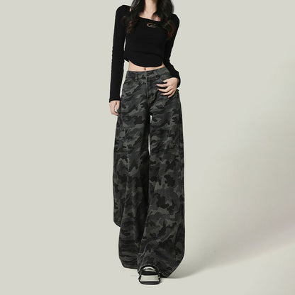 Women’s Camouflage Wide Leg Cargo Jeans