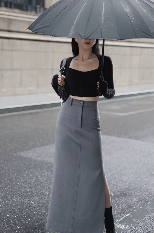 Timeless Slit Pencil Skirt