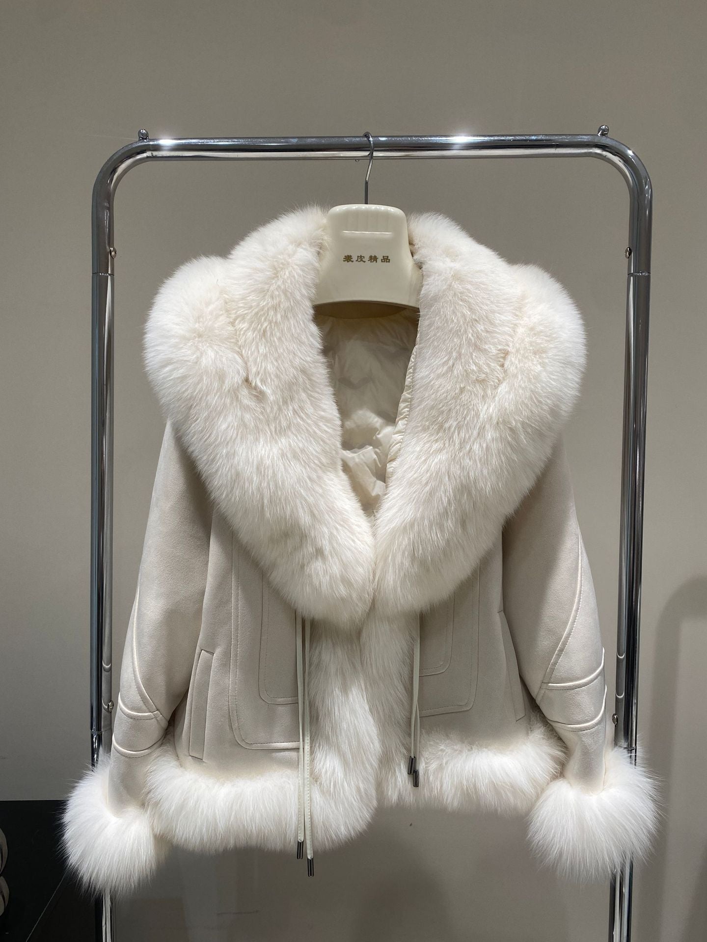 New Green Stitching Large Lapel Collar Fur Inside Coat For Women