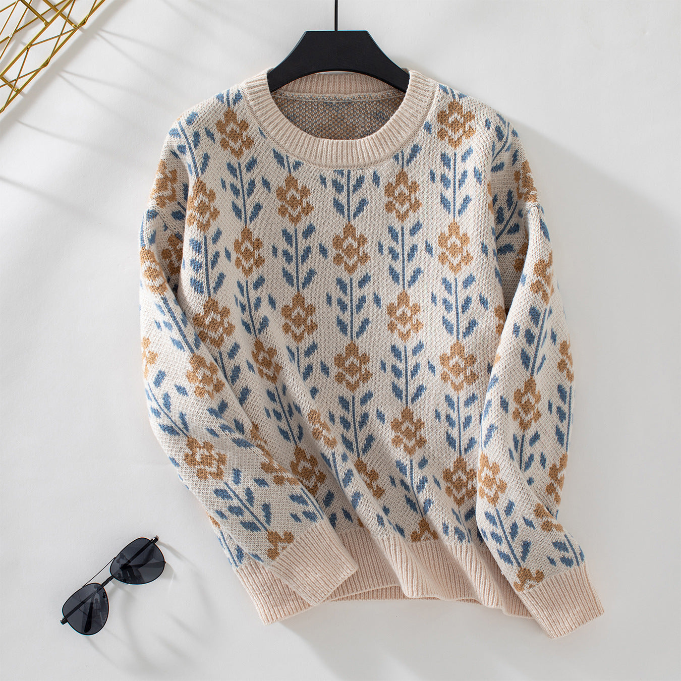 Womens Vintage Jacquard Woolen Sweater