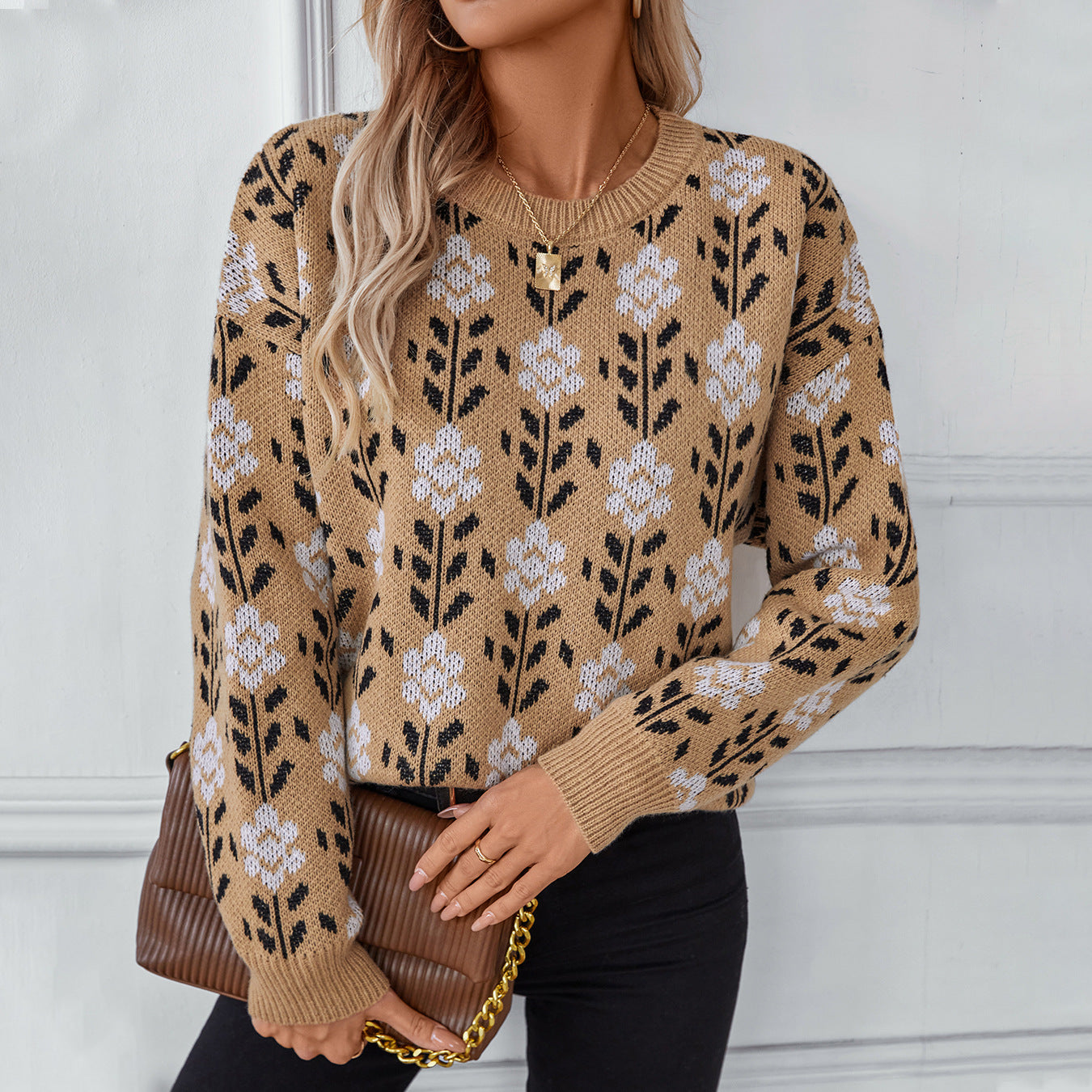 Womens Vintage Jacquard Woolen Sweater