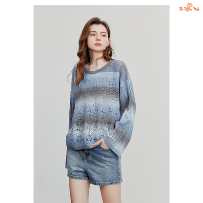 Women’s striped wool-blend pullover with loose fit, round neck, and bohemian style, designed for cozy autumn and winter wear.