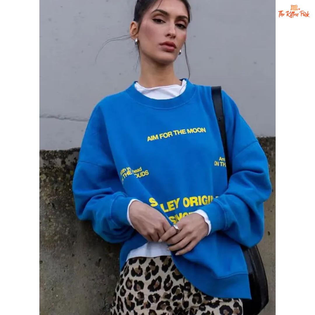 Blue Letter Print Pullover for women, streetwear-inspired loose-fit O-neck sweater, polyester knit, fine yarn, lightweight for Spring/Summer wear.