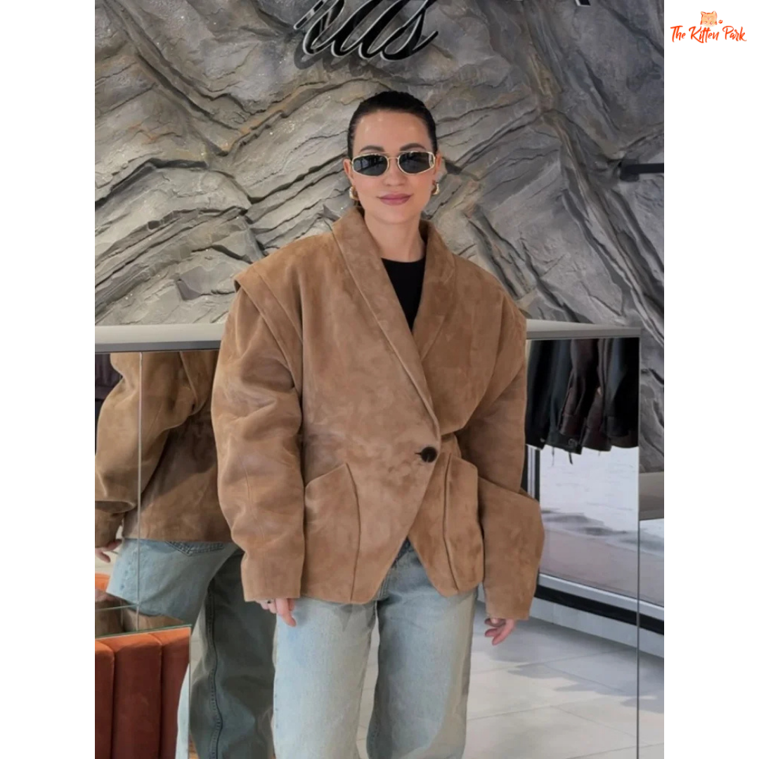 Light brown suede one-button jacket for women, featuring an elegant lapel, full sleeves, and a loose fit — perfect for autumn chic looks.