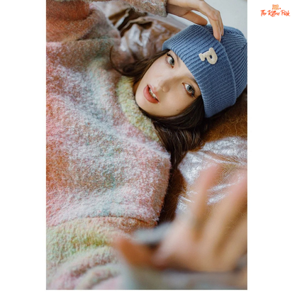 Casual Gradient Rainbow Knit Sweater Women Round Neck Pullover Autumn Winter with rainbow tones, loose fit, and cozy knit design.