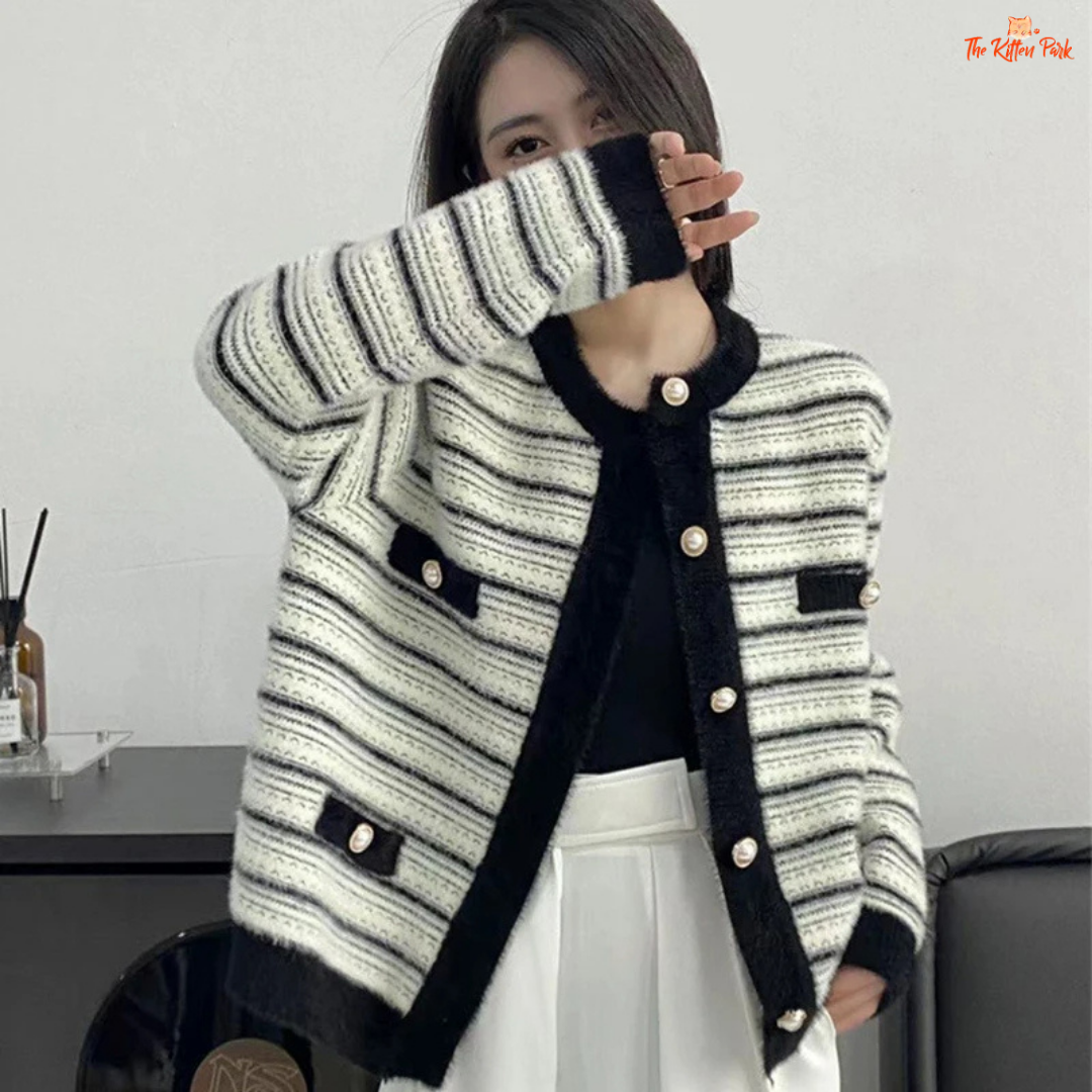 Elegant Pearl Cardigan Women 2026 – Single Breasted Faux Mink Knit Sweater with pearl decoration, polyester fabric, and O-neck design for autumn/winter.