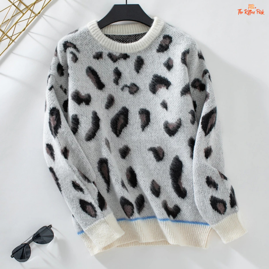 Leopard Jacquard Brushed Sweater featuring a soft polyester knit, loose streetwear fit, and leopard jacquard pattern, perfect for cozy autumn and winter outfits.