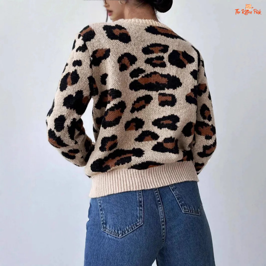 Leopard Print Contrast Sweater featuring a retro round neck design, loose fit, extra-heavy polyester knit, and bold leopard pattern for cozy autumn and winter wear.