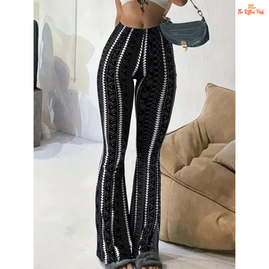 Women's slim fit flared leggings with retro striped print and high waist — ideal for stylish spring and summer streetwear looks.