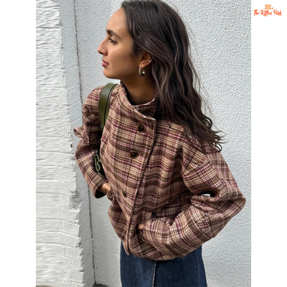 Plaid Loose Jacket – Autumn/Winter, loose fit with stand collar, plaid pattern, buttons and pockets, polyester-linen blend for seasonal streetwear.