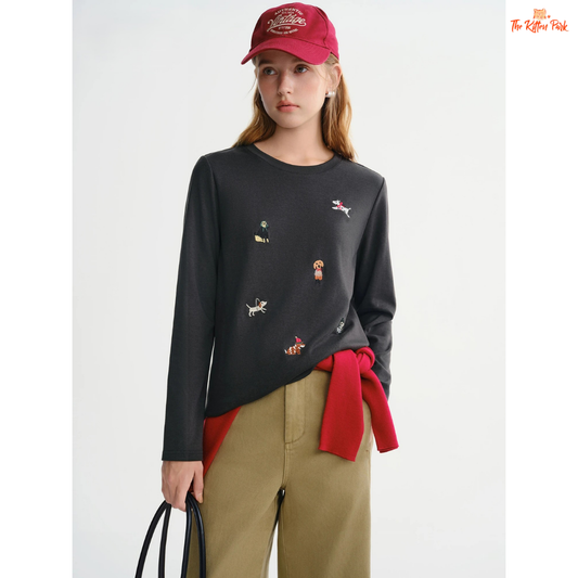 Puppy Embroidered Fleece T-Shirt featuring a cute embroidered puppy design, soft cotton blend material, and loose long-sleeve fit for cozy autumn and winter wear.