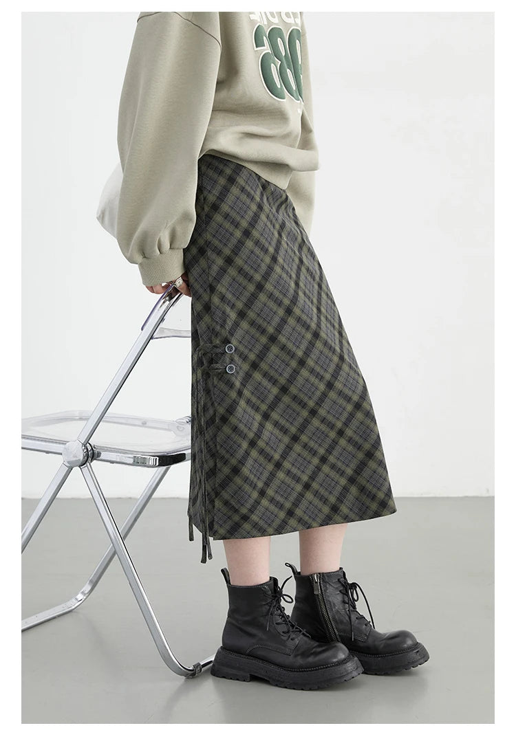 Timeless Plaid Tube Skirt