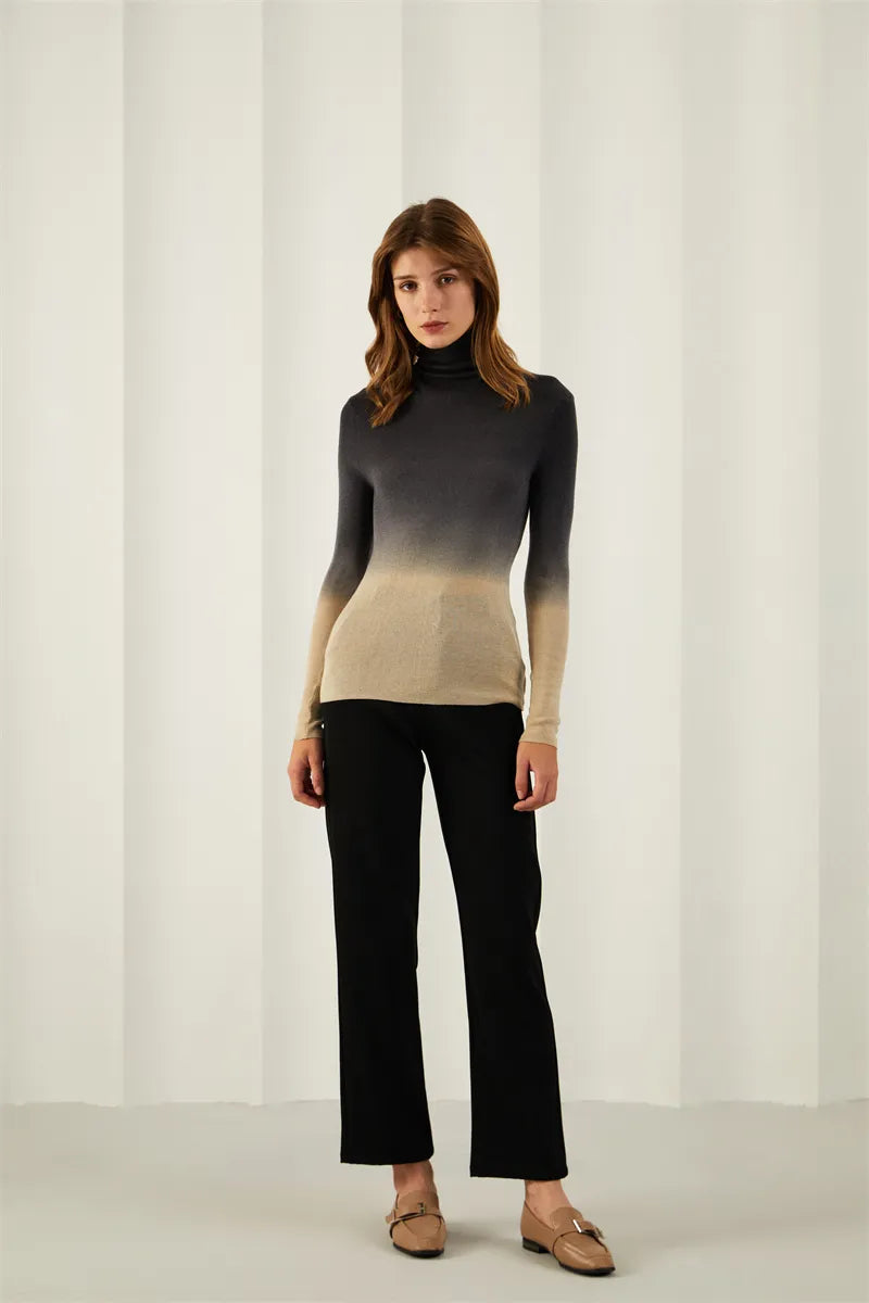 Turtleneck Comfort & Style Pullover