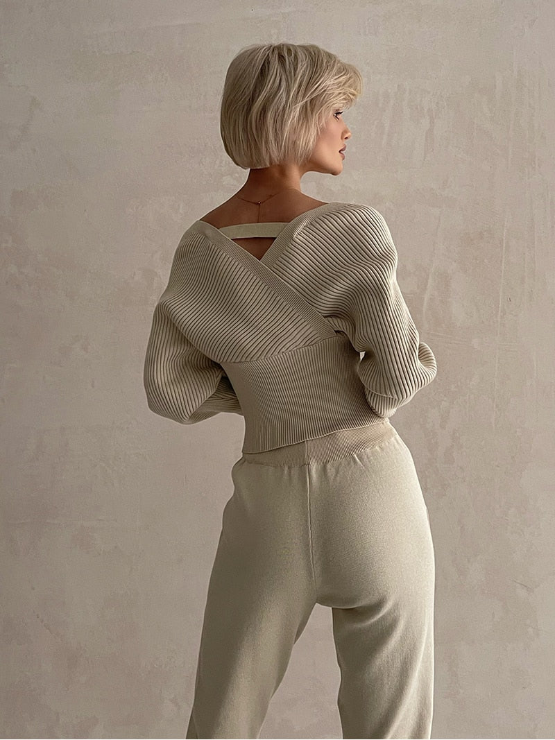 Off-Shoulder Sporty Knit Duo