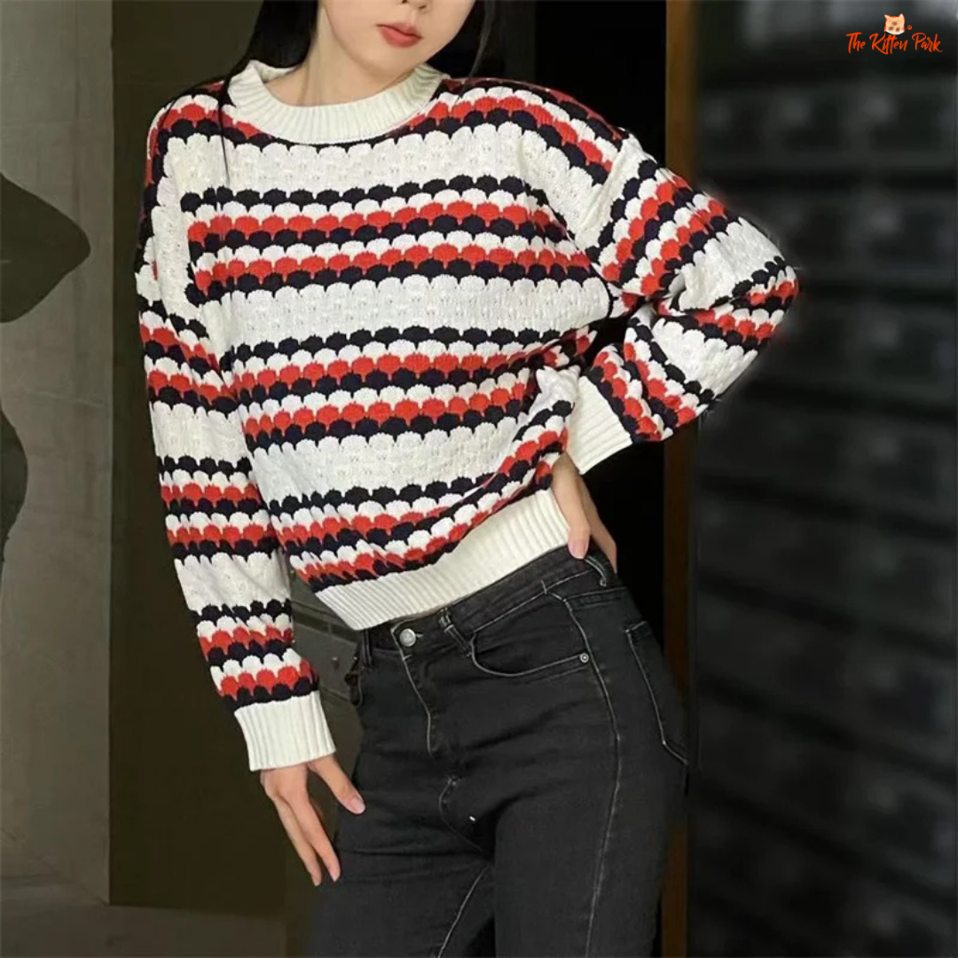 Striped O-Neck Sweater – Loose Knit Pullover for Women 2026 with geometric pattern, medium-weight polyester fabric, and regular fit for autumn/winter.