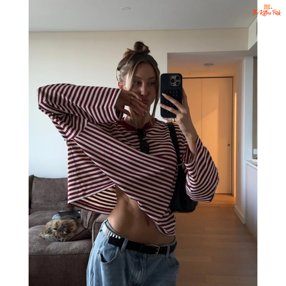 Striped Patchwork Casual T-Shirt – Long Sleeve, loose-fit blended fabric top with O-neck, striped pattern, patchwork decoration, and casual style.