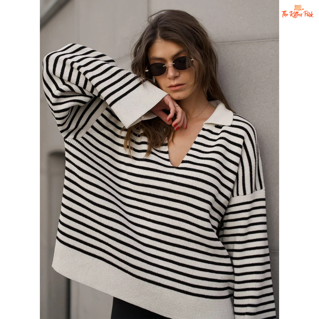 Women’s striped polo-collar knit sweater with V-neck, long sleeves, loose fit, and heavyweight fabric for autumn and winter wear.