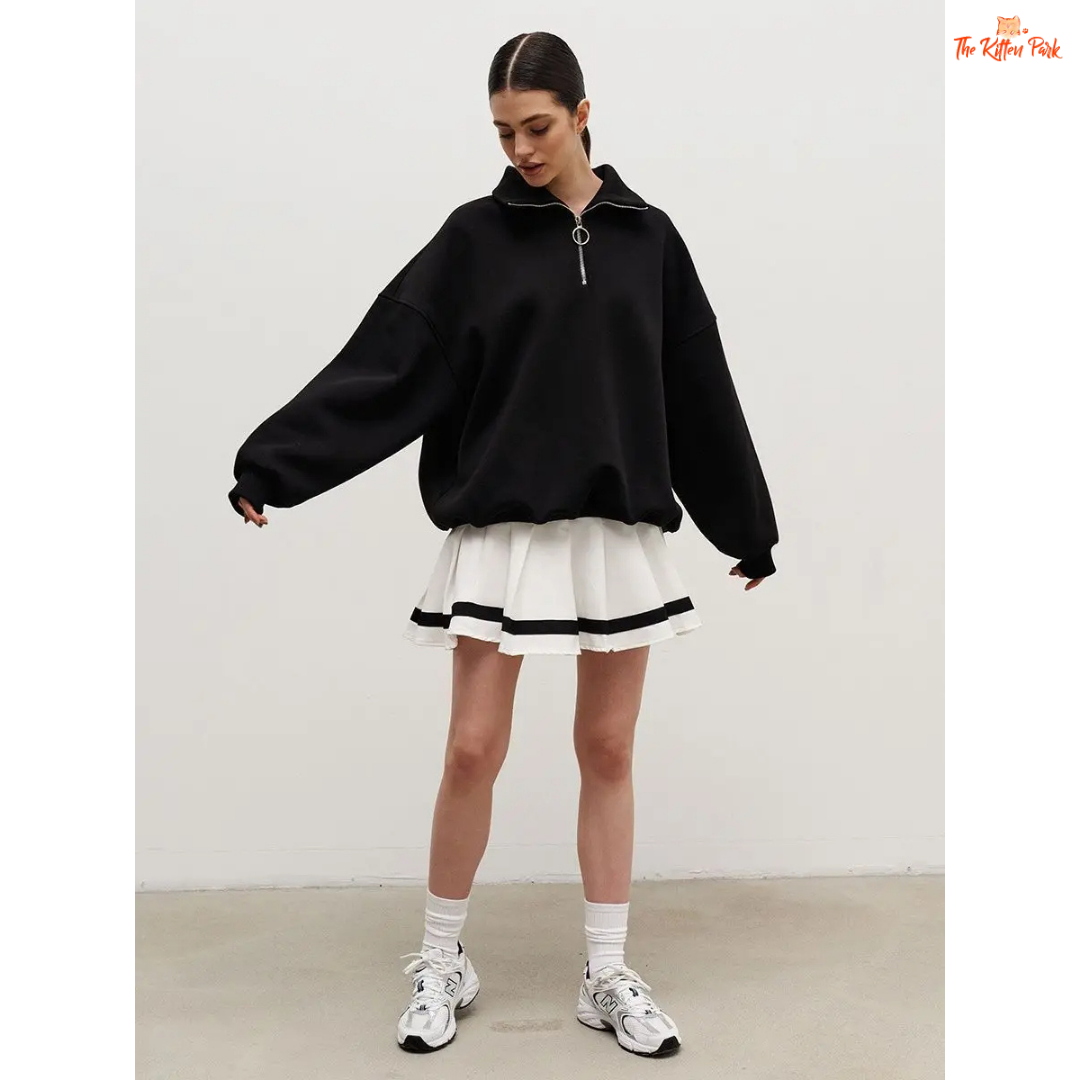 Thick warm loose sweatshirt for women with wool liner, stand collar, drop sleeves, and oversized fit — casual autumn/winter pullover in cotton-polyester blend.