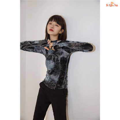Grey tie-dye turtleneck with a slim fit and gradient pattern, ideal for fall fashion with a body-hugging silhouette and full sleeves.