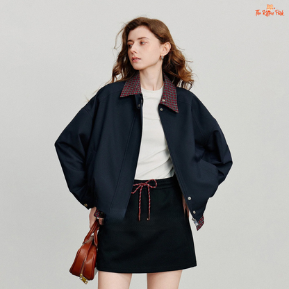 Women’s Retro Plaid Patchwork Jacket – Navy Blue Turn-Down Collar Coat 2026 Autumn with zipper closure, plaid patchwork design, and office-ready style.