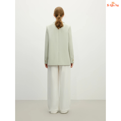 Elegant women’s versatile blazer in light green and off-white tones, featuring a loose fit, single-breasted closure, and notched collar for spring and summer office wear.