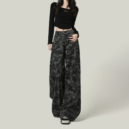 Women’s Camouflage Wide Leg Cargo Jeans