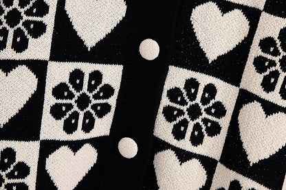 Women Black Drawing V Neck Cardigans