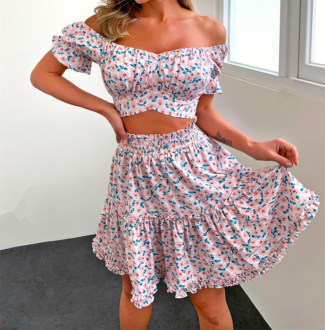 Sexy And Sweet Womens Floral Skirt Set