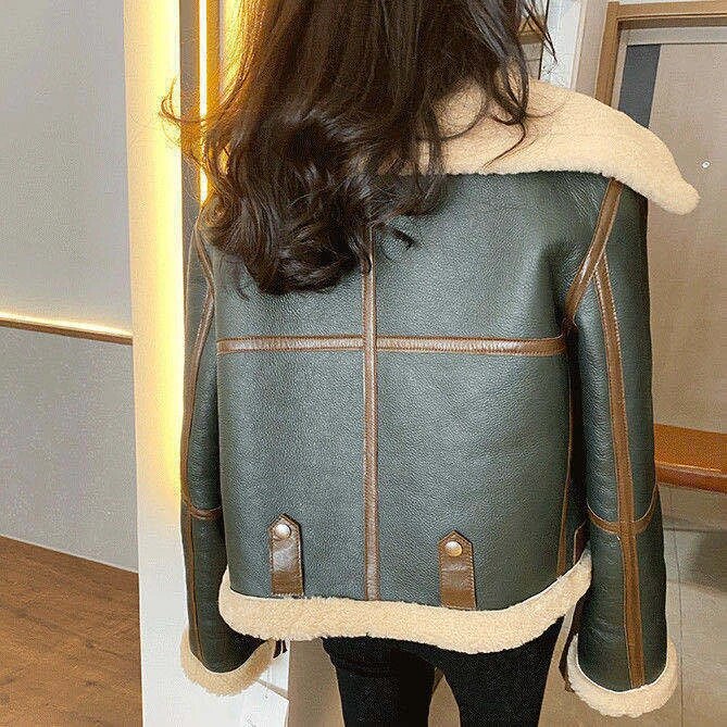 New Green Stitching Large Lapel Collar Fur Inside Coat For Women